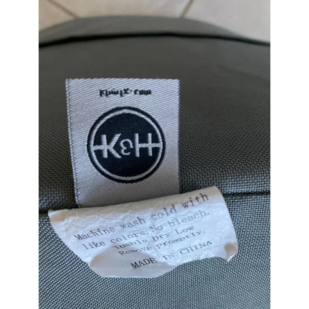 K&H Pet Products Bucket Booster Pet Seat Gray Quilted Fleece Small Pet Car Seat